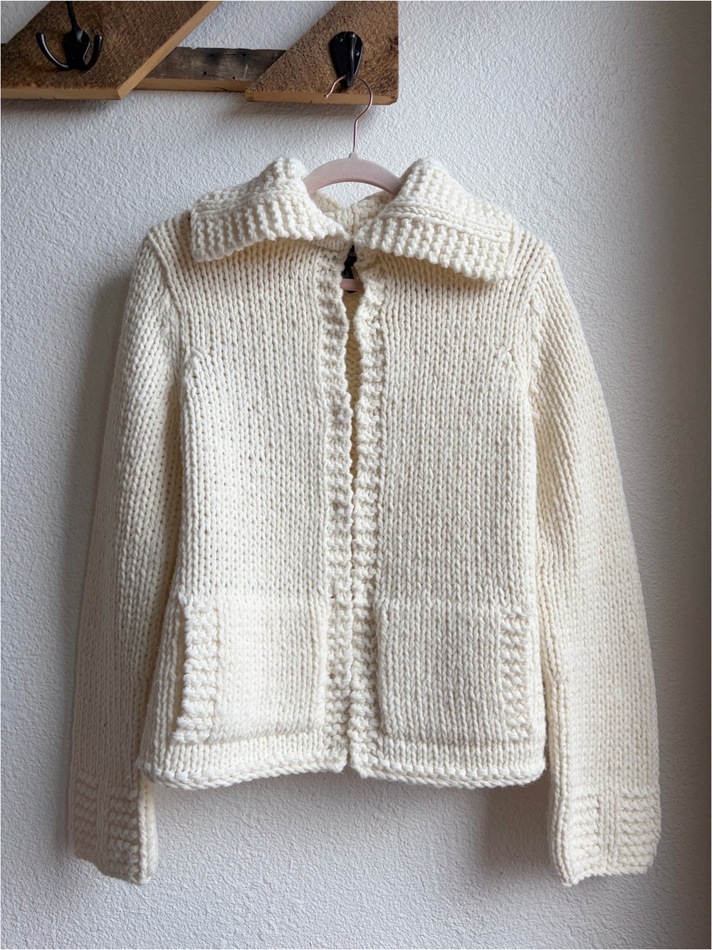 Vintage 90s Ivory Chunky Knit Oversized Collar Cardigan Medium